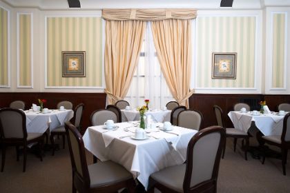 California Othon Classic Hotel